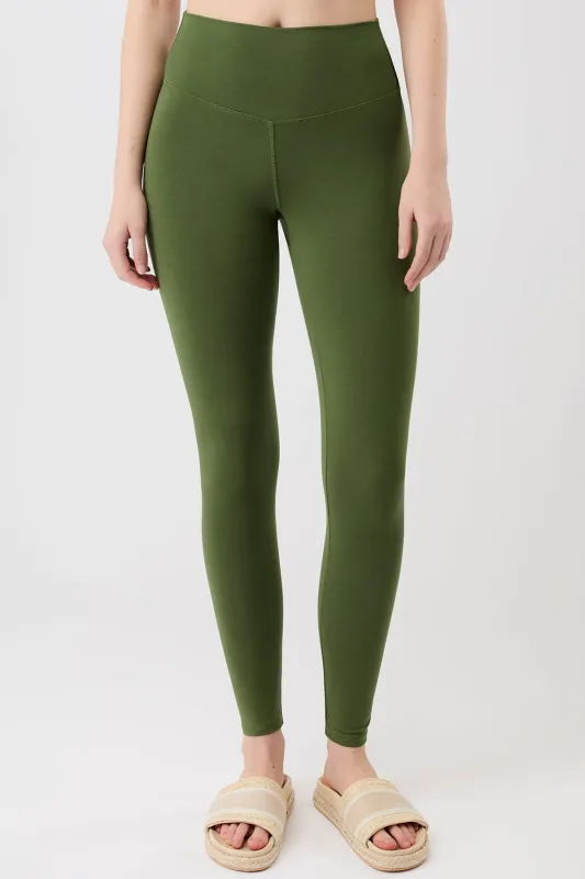 Best Loved Legging Roots sold by Ivalo.com