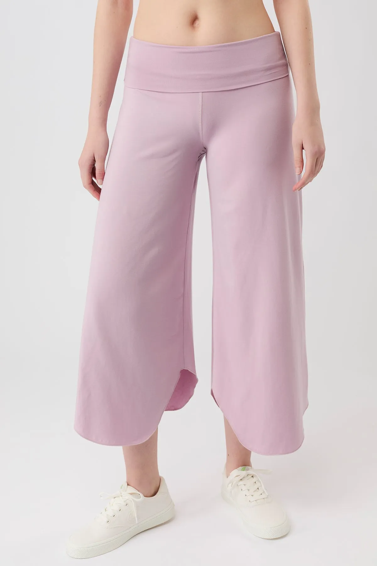 Tulip Pants Blossom sold by Ivalo.com