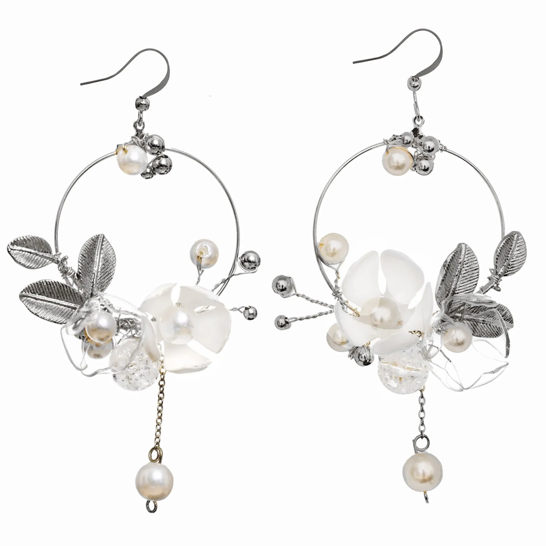 Art Nouveau Earrings White sold by Ivalo.com product image thumbnail 2