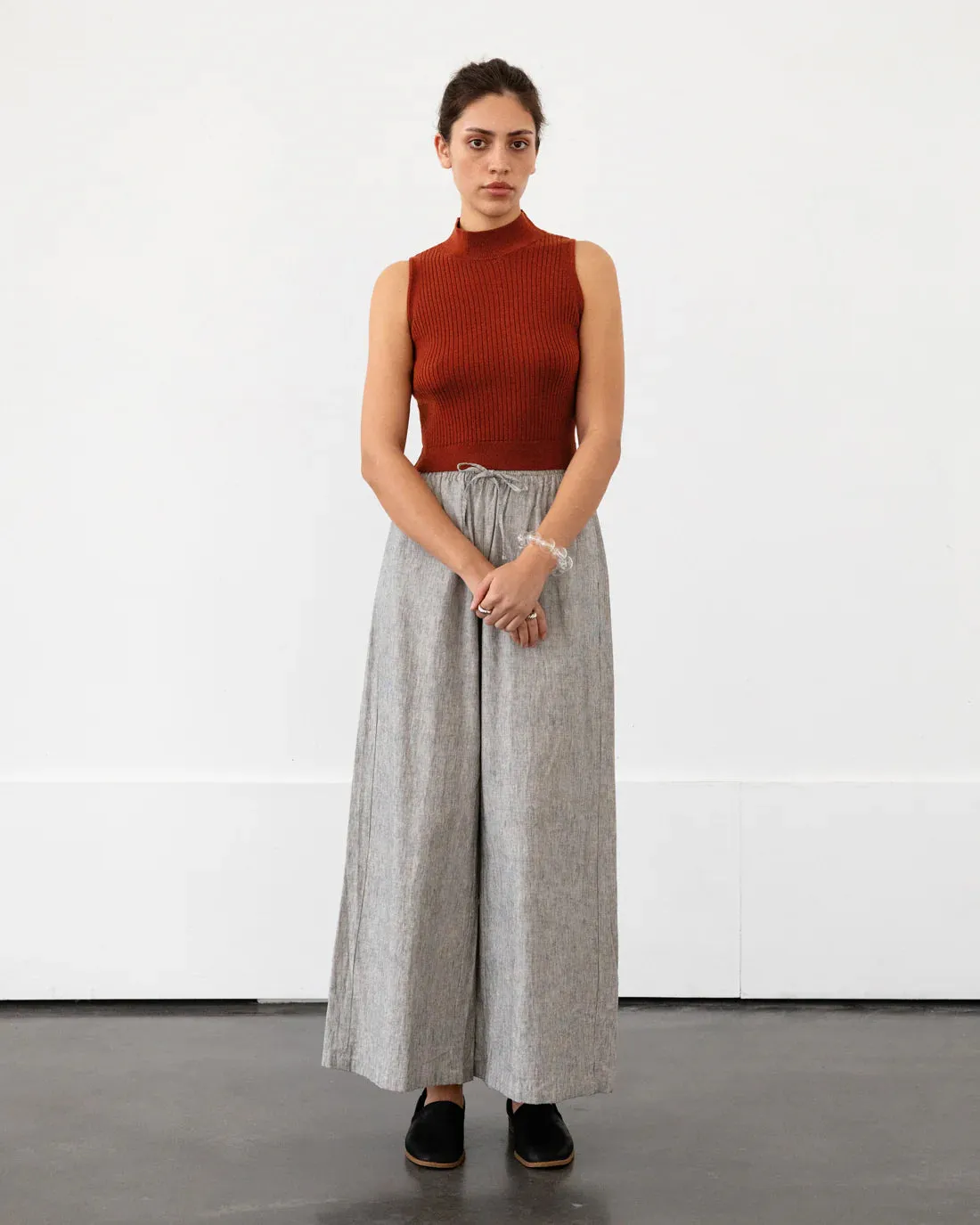 Merino Knit Singlet Dusty Red sold by Ivalo.com