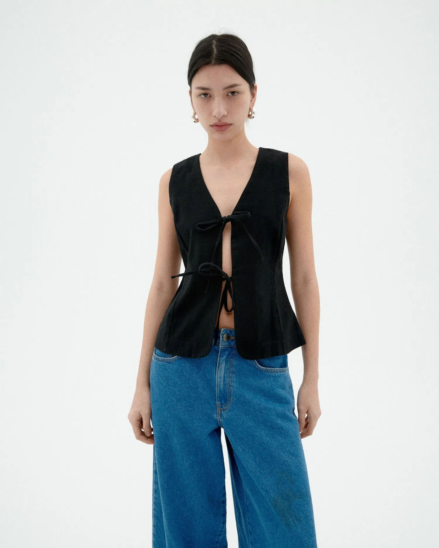 Elise Bow Top Black sold by Ivalo.com