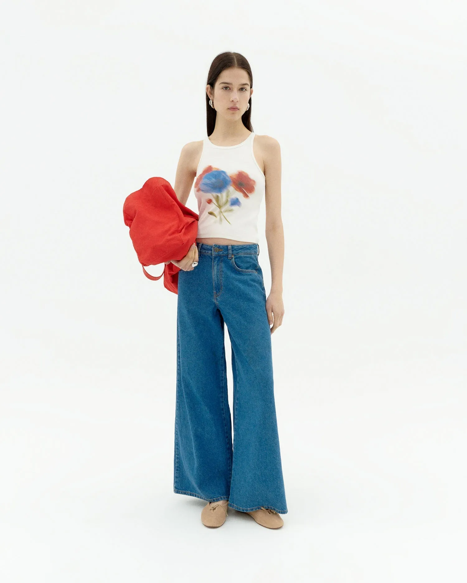 Harriet Blurry Flower Top White sold by Ivalo.com product image thumbnail 2