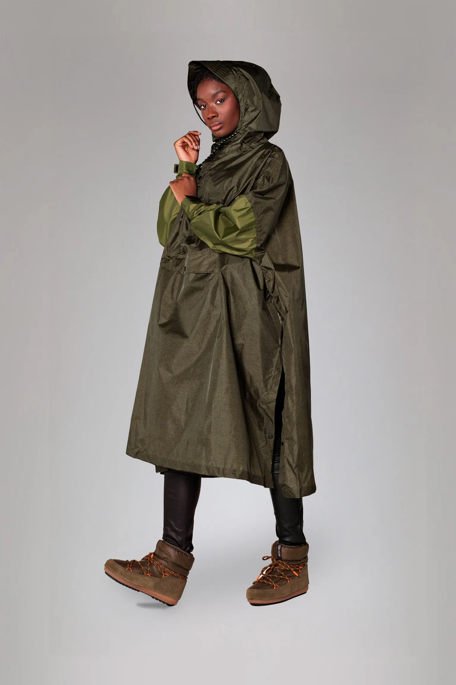 Herringbone Rain Poncho sold by Ivalo.com product image thumbnail 2