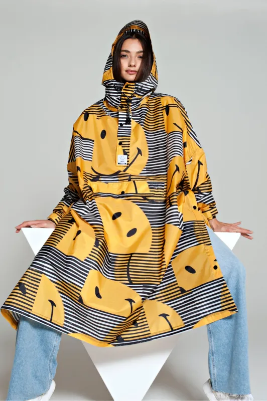 Sunset x Smiley Rain Poncho sold by Ivalo.com