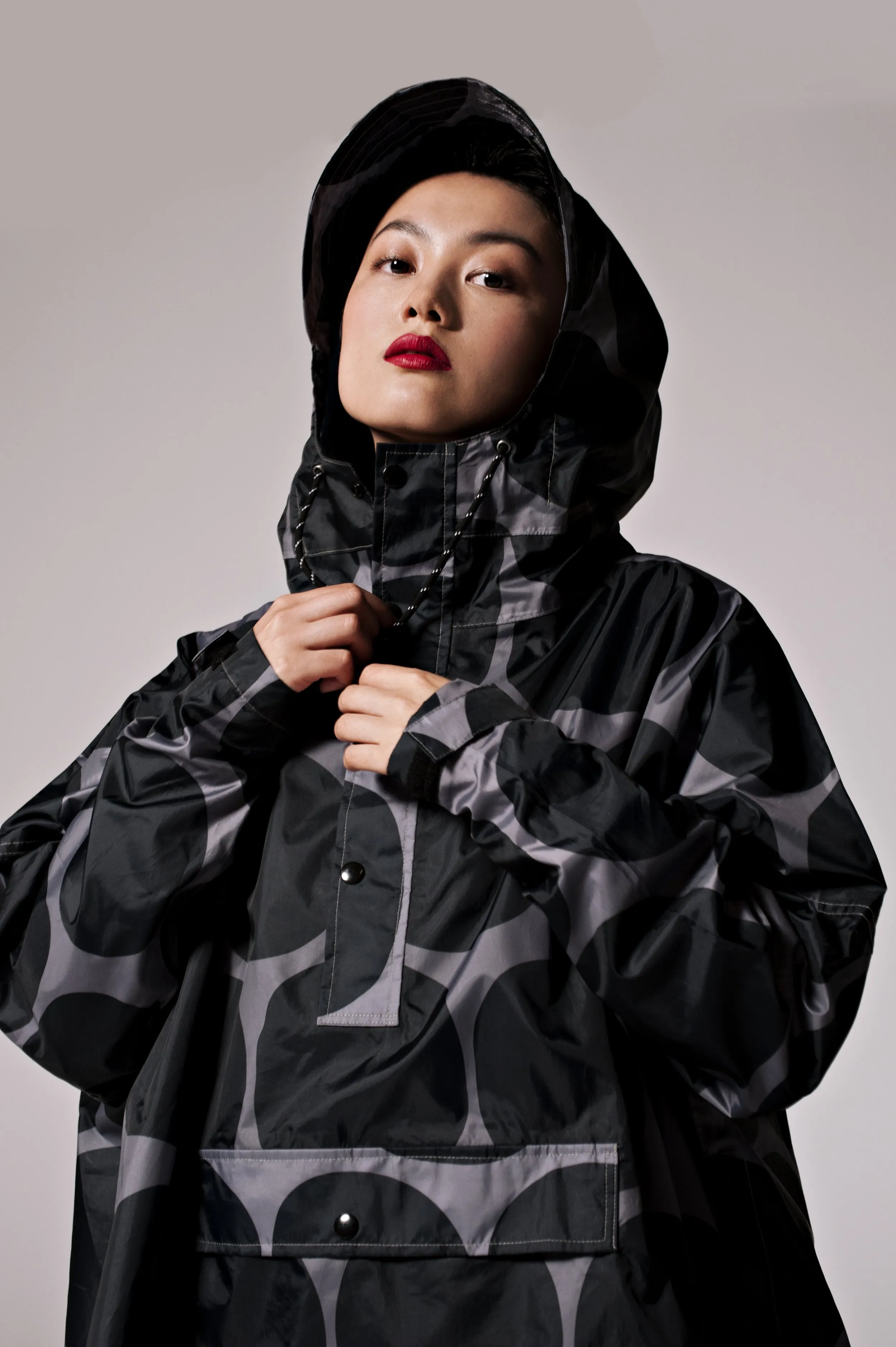 Black Polka Rain Poncho sold by Ivalo.com product image thumbnail 2