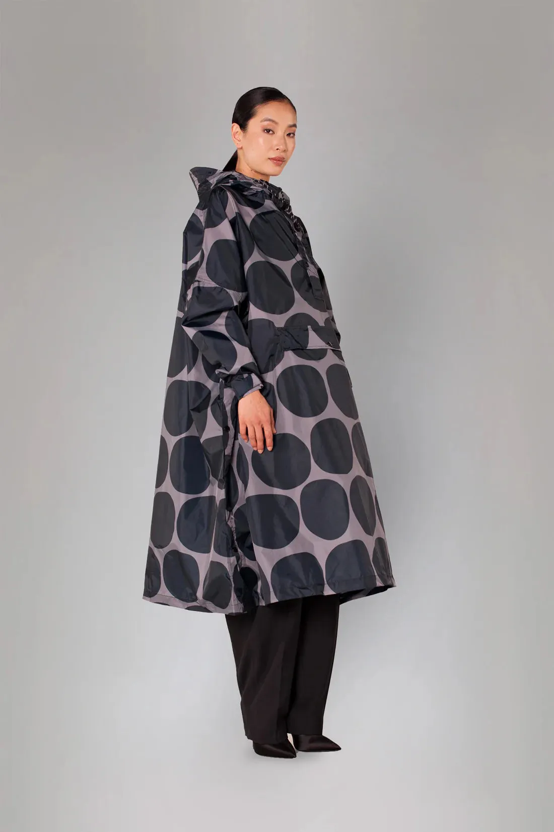 Black Polka Rain Poncho sold by Ivalo.com product image thumbnail 5