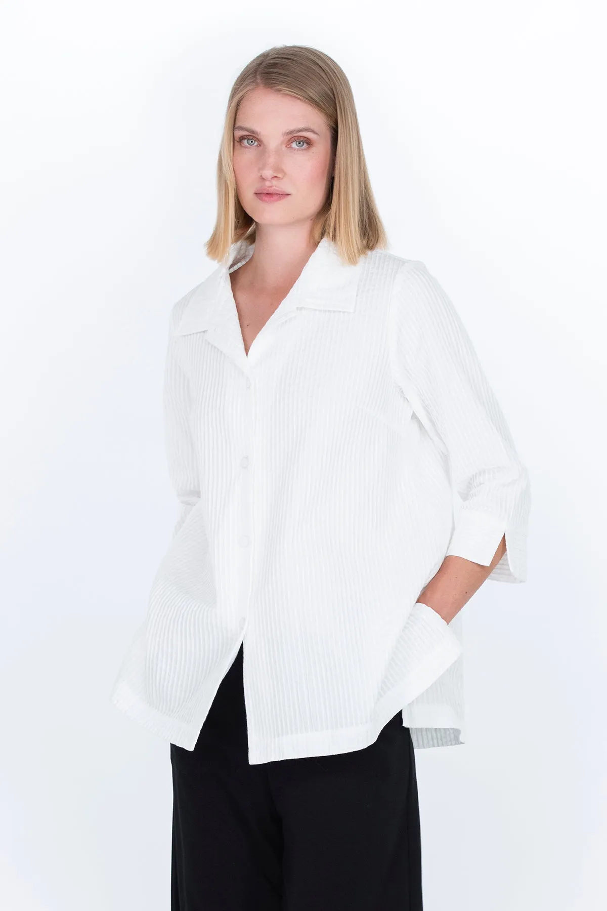 Kumina Shirt White sold by Ivalo.com