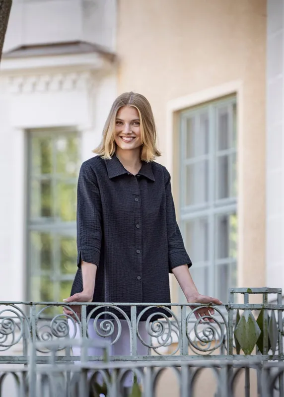 Kumina Shirt Black sold by Ivalo.com