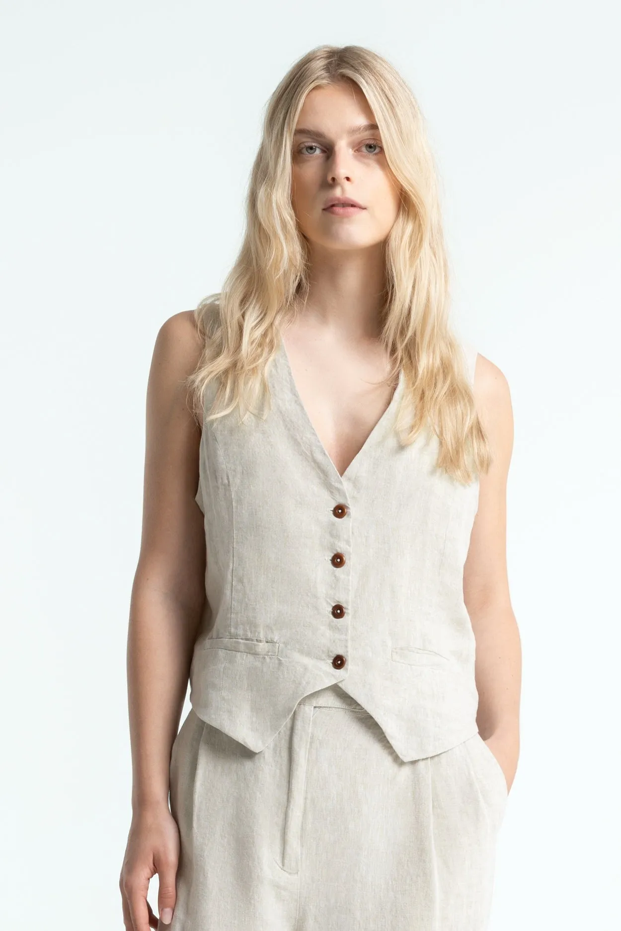 Lucia Linen Top Beige sold by Ivalo.com