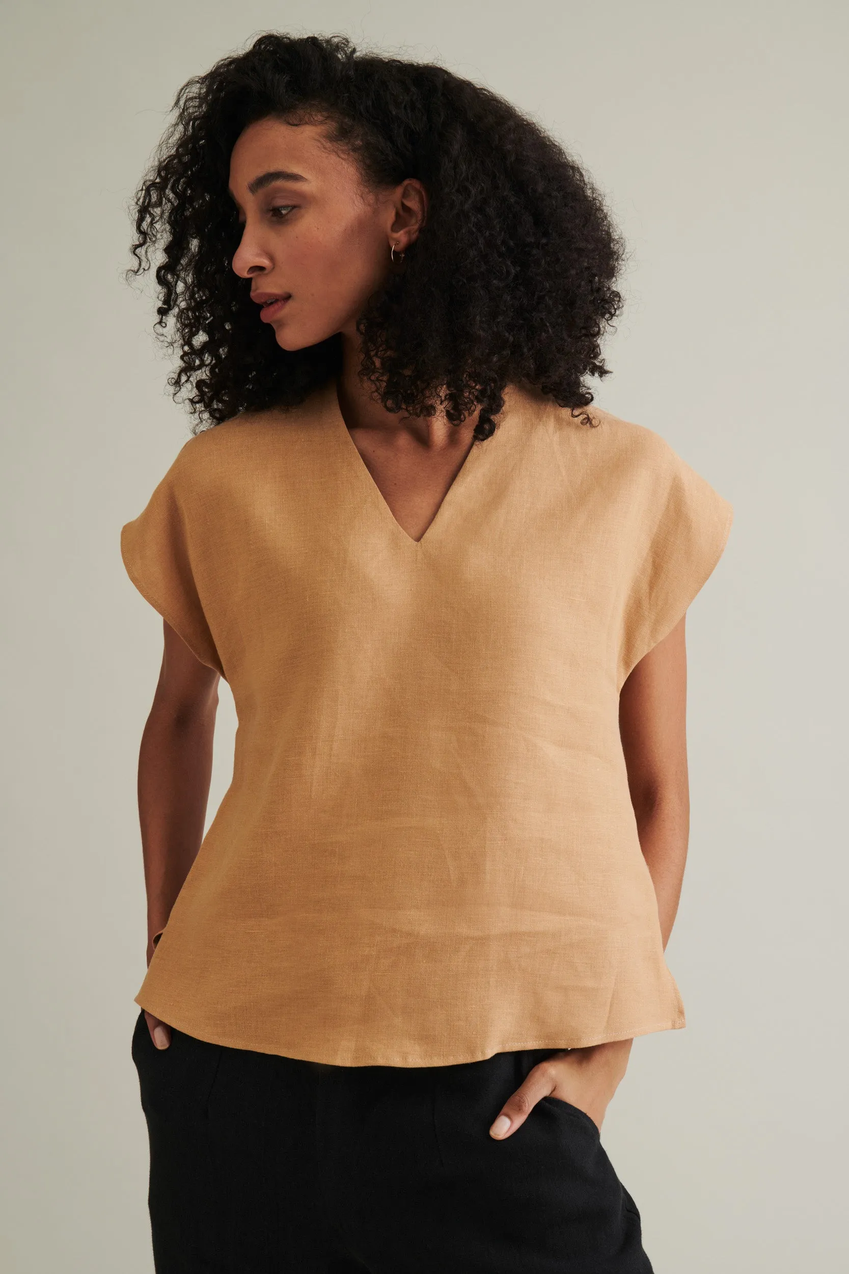 Väsby Linen Shirt Honey sold by Ivalo.com