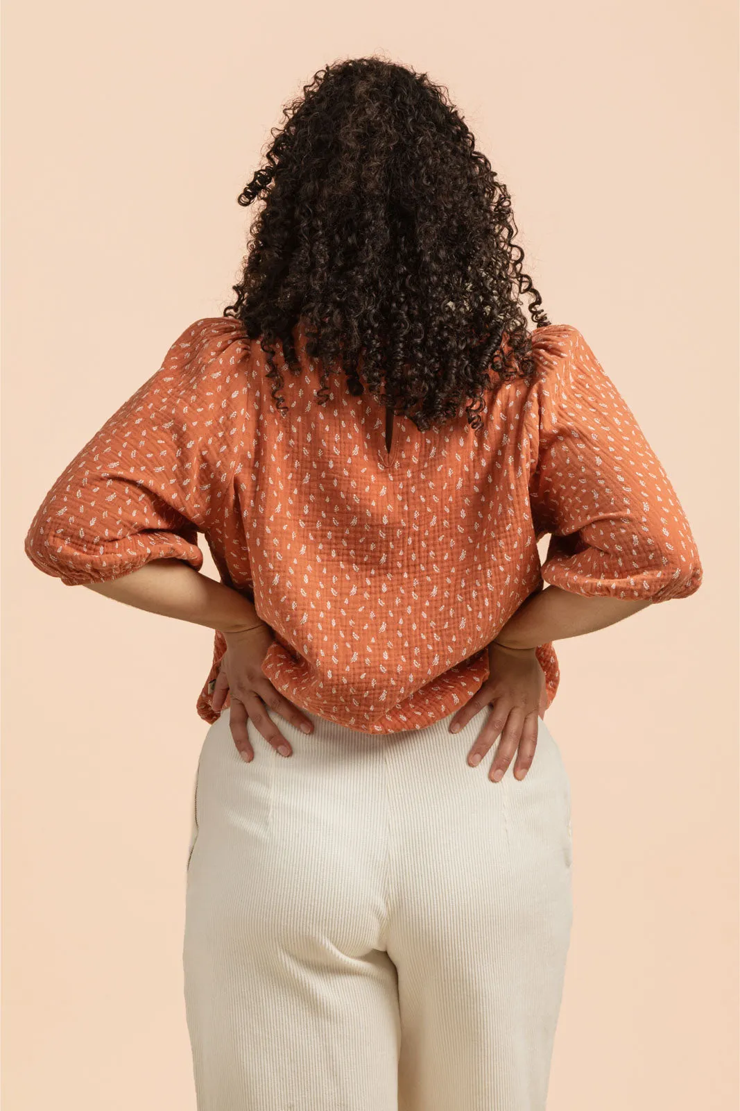 Cropped Blouse Vintage Leaf sold by Ivalo.com product image thumbnail 3