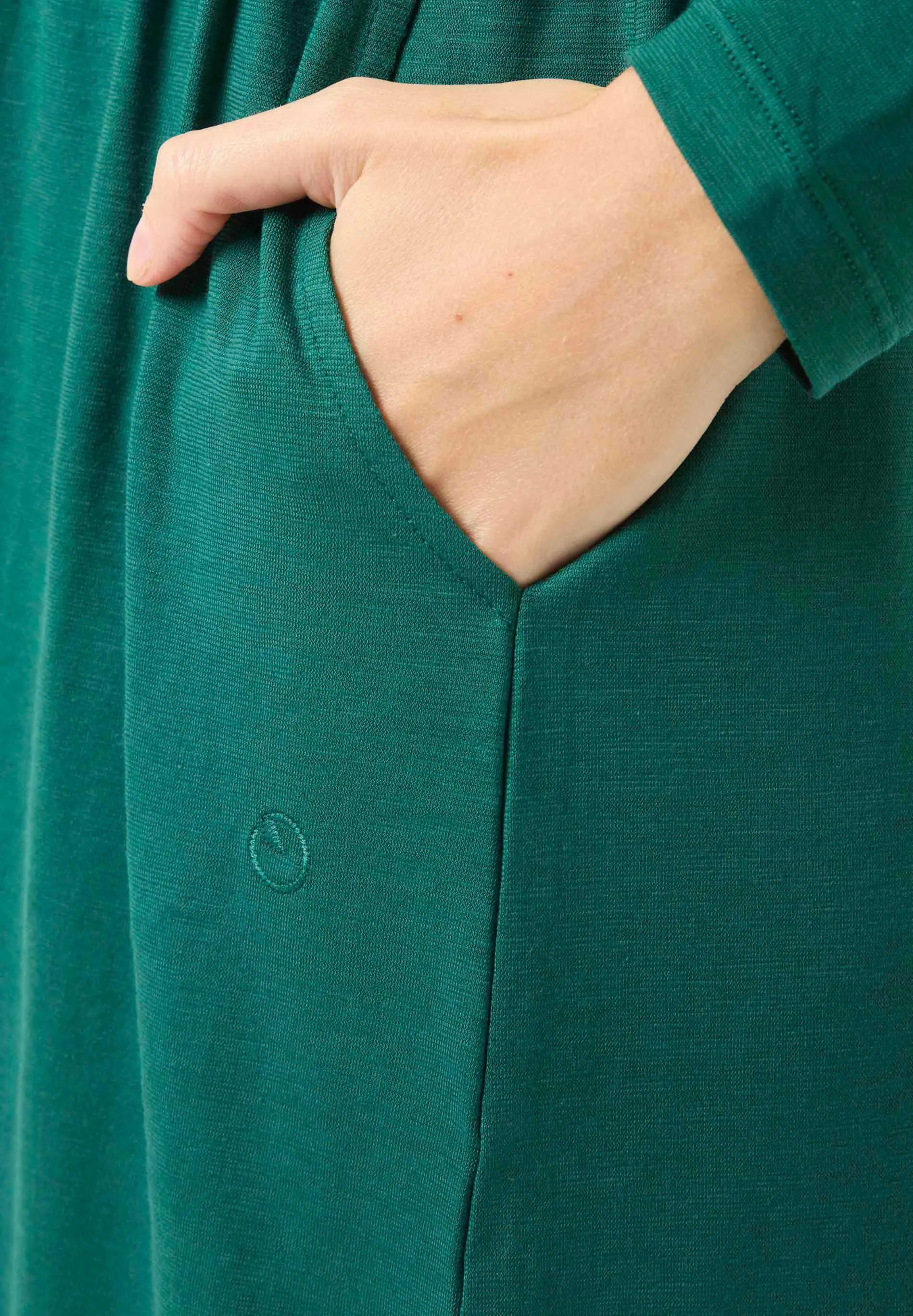 Long-Sleeved Organic Cotton Jersey Dress Deep Emerald sold by Ivalo.com product image thumbnail 4