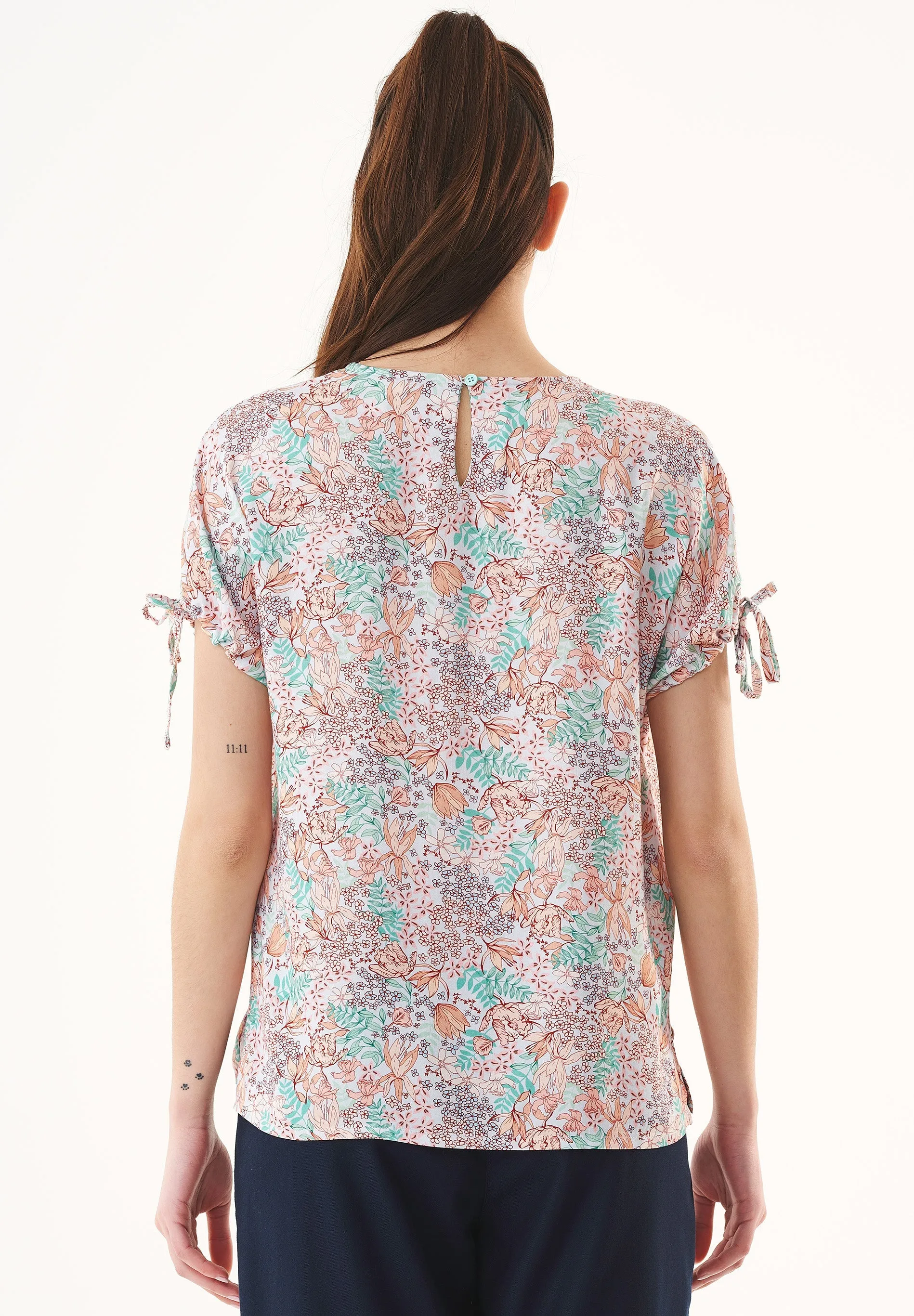 Short Sleeved Ecovero Blouse Multi Colour Flower sold by Ivalo.com product image thumbnail 2