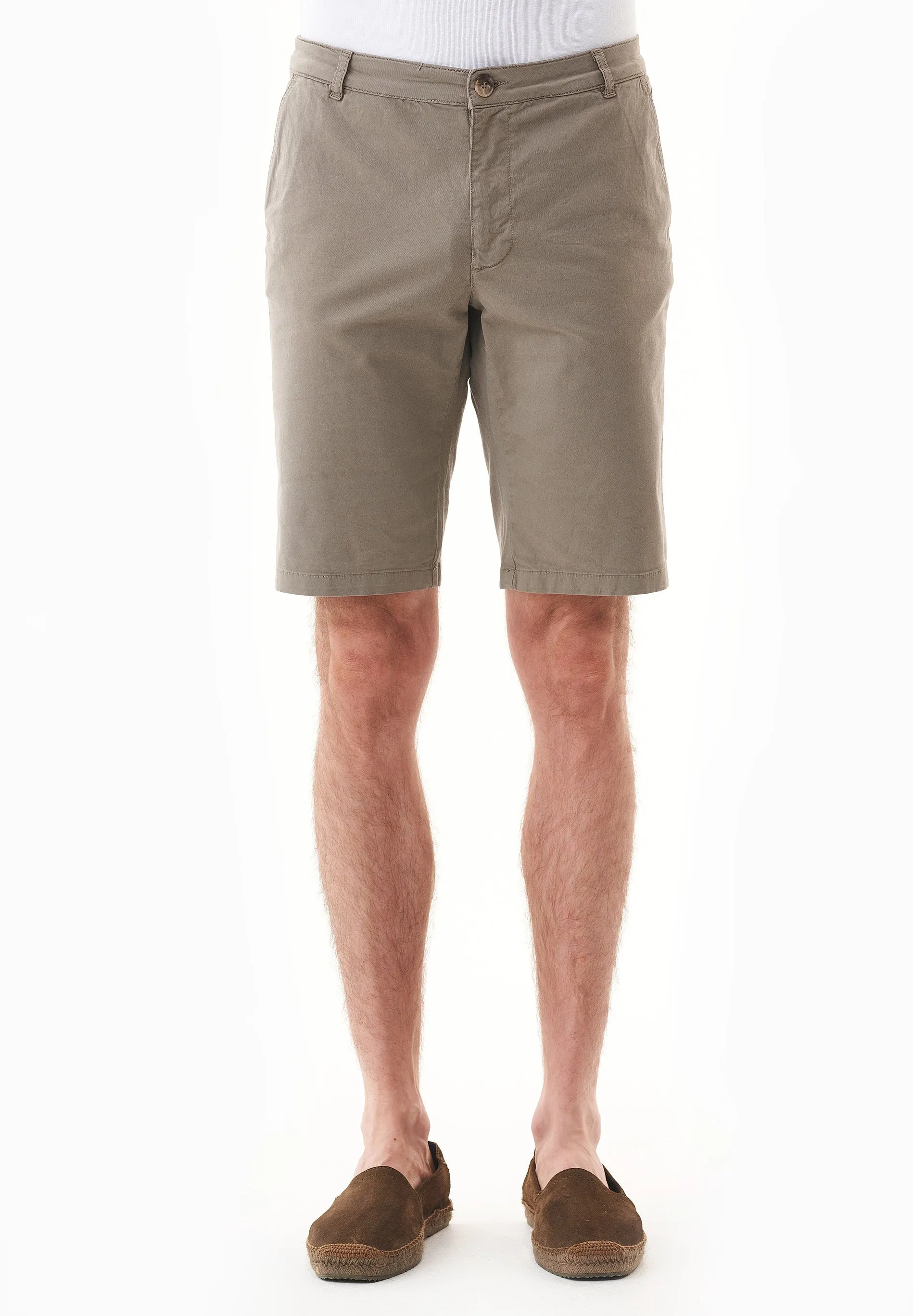 Men's Slim-Fit Organic Cotton Chino Shorts Smokey Olive sold by Ivalo.com