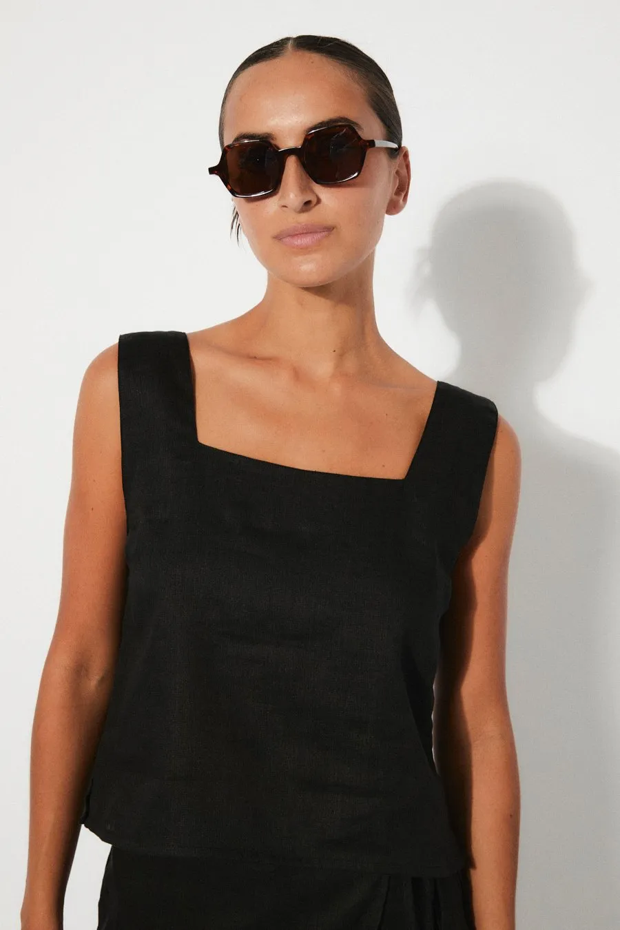 Aurora Top Black sold by Ivalo.com