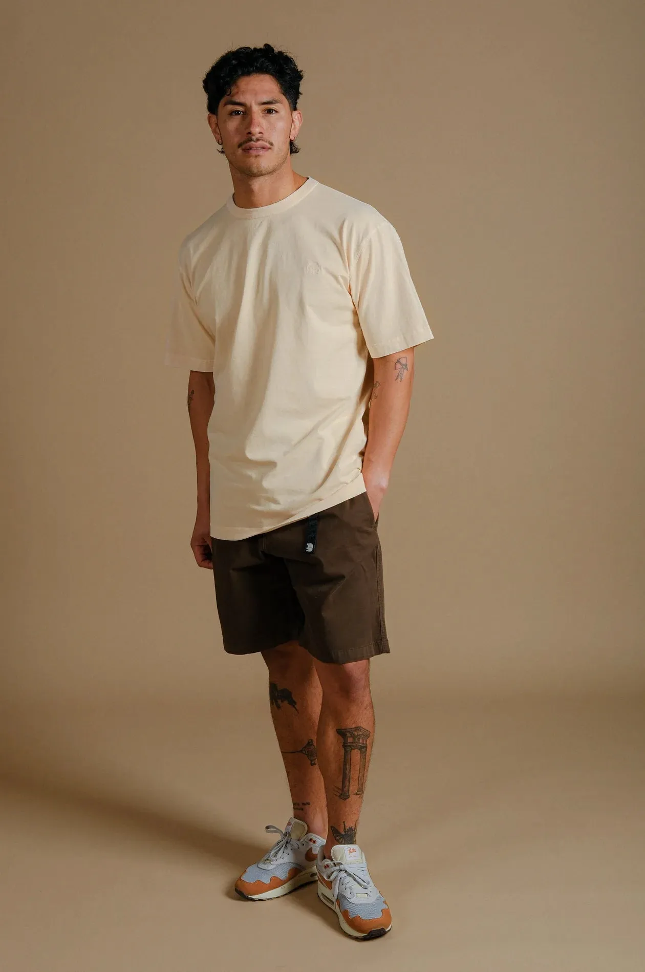 Men's Essential Pigment Heavyweight Oversized T-Shirt Buttercream sold by Ivalo.com product image thumbnail 2