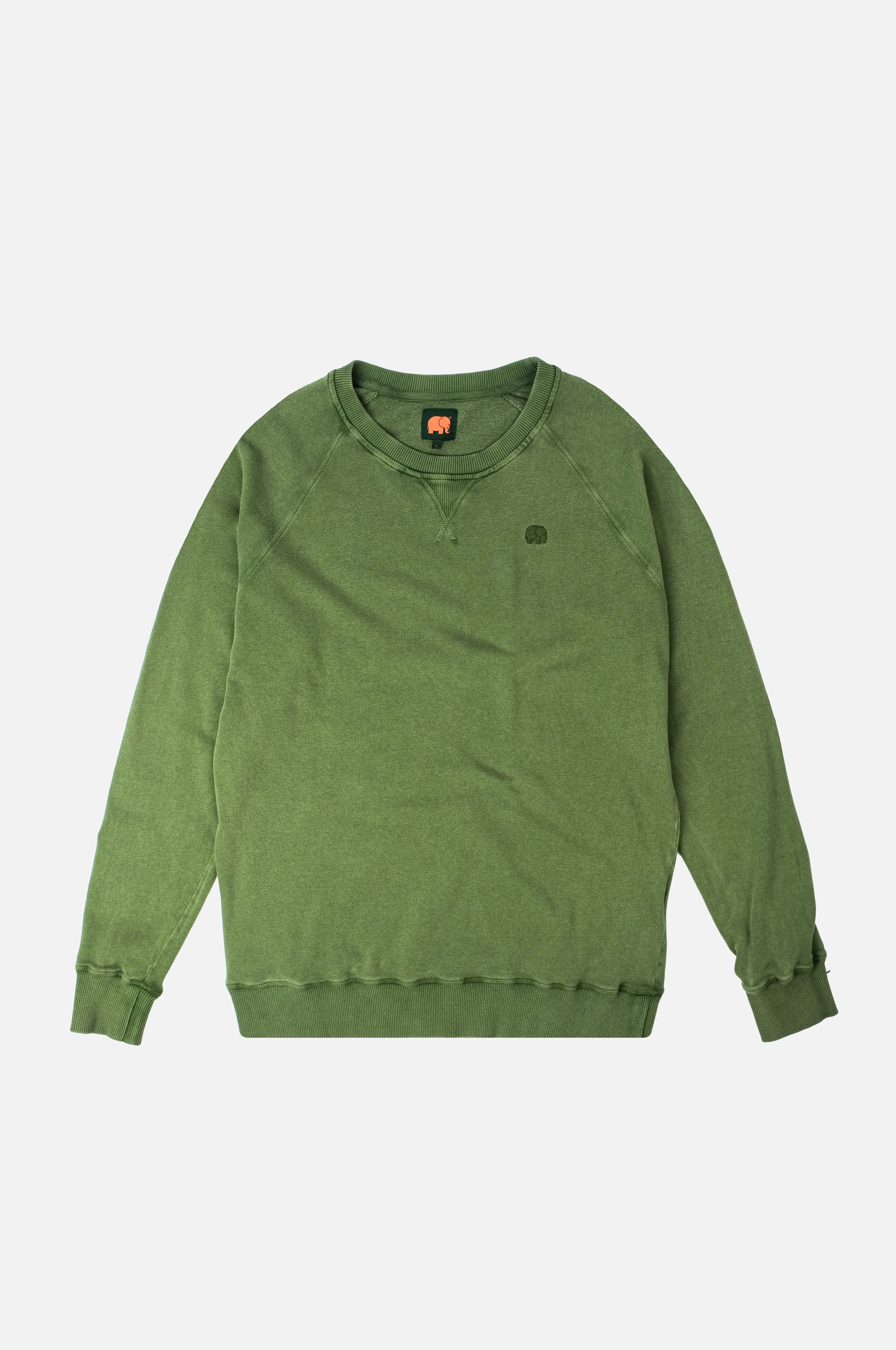 Men's Essential Lightweight Pigment Sweater Pinnas Green sold by Ivalo.com product image thumbnail 2