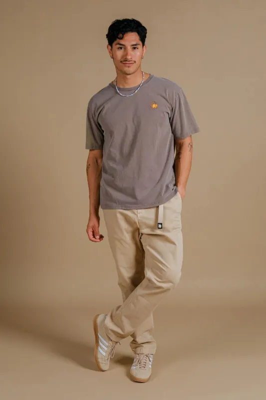 Men's Confitera Pigment T-Shirt Desert Palm sold by Ivalo.com