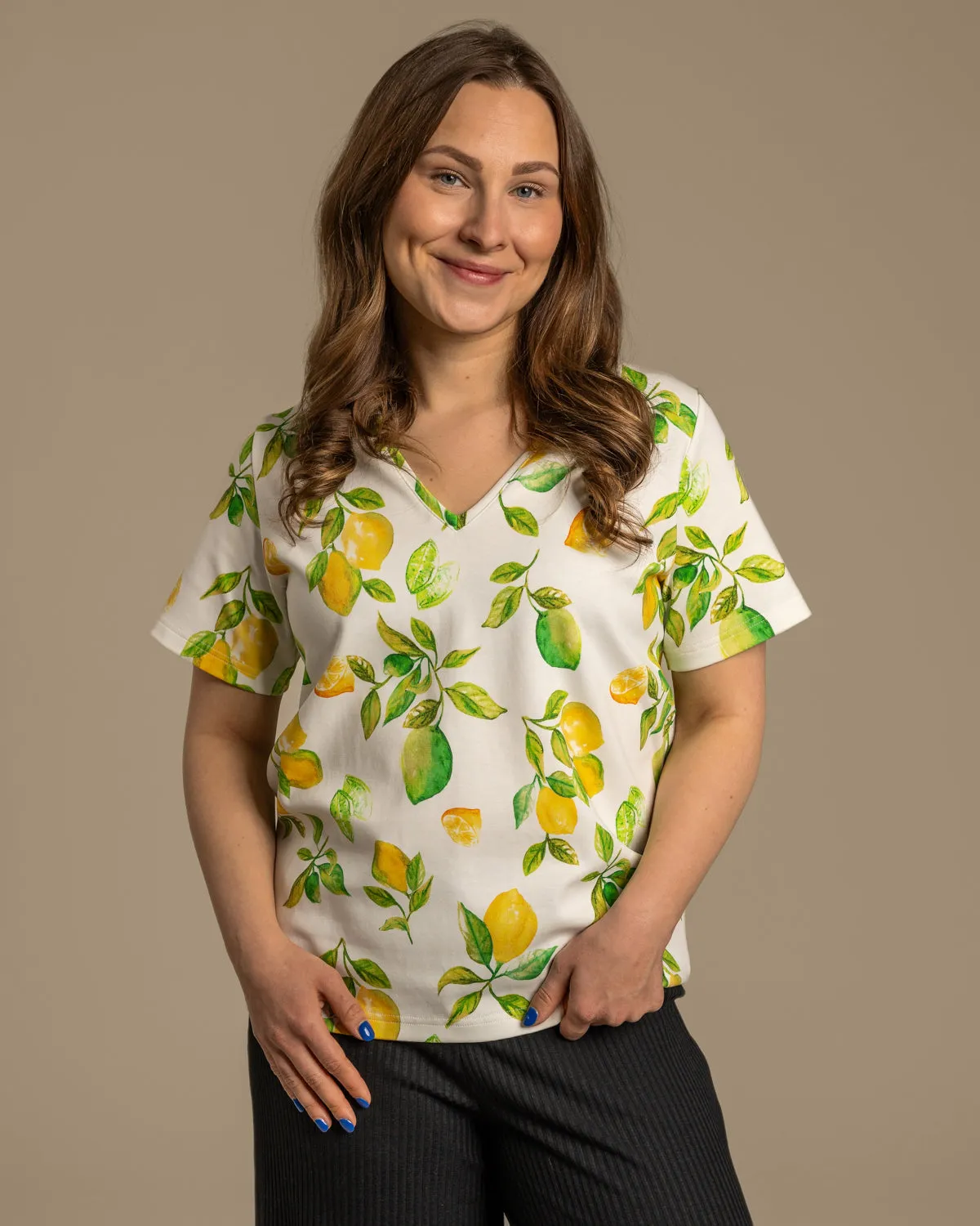 V-Neck T-Shirt Limone Yellow sold by Ivalo.com product image thumbnail 2