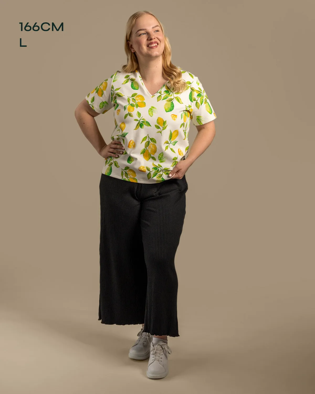 V-Neck T-Shirt Limone Yellow sold by Ivalo.com product image thumbnail 4