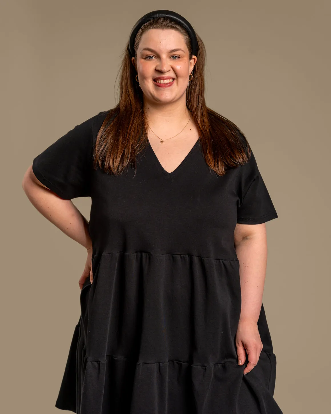 V-Neck Midi Dress Black sold by Ivalo.com product image thumbnail 2