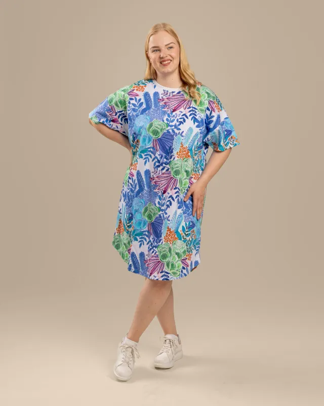 Kedolla T-Shirt Dress Blue sold by Ivalo.com