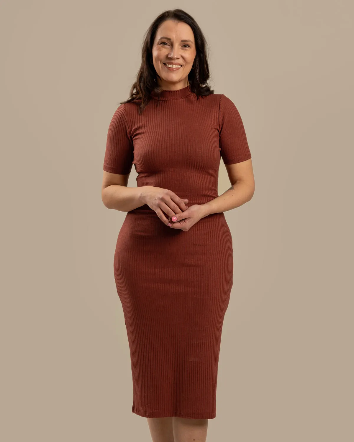 Ribbed T-Shirt Dress Mahogany sold by Ivalo.com