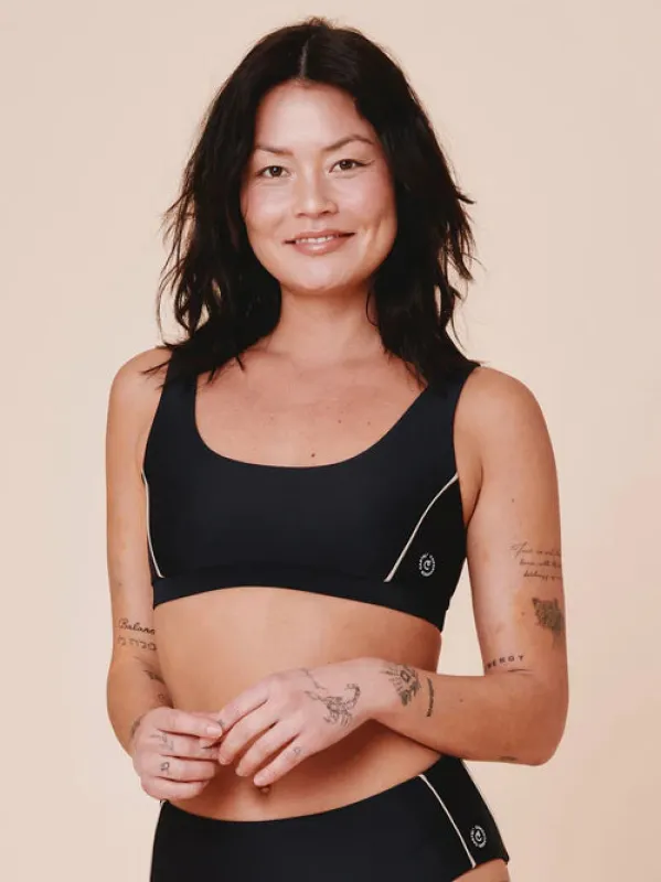 Agung Colorblock Sporty Bikini Top Nero sold by Ivalo.com