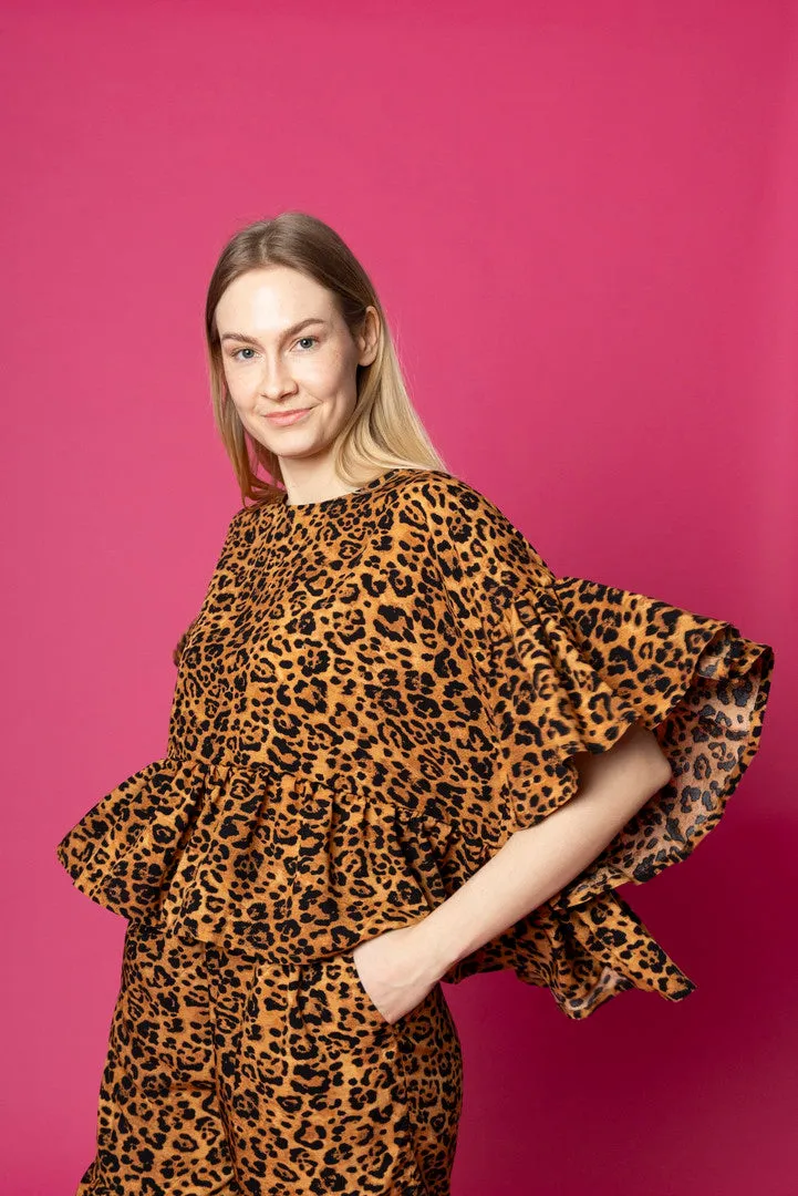 Flirty Blouse Leopard sold by Ivalo.com