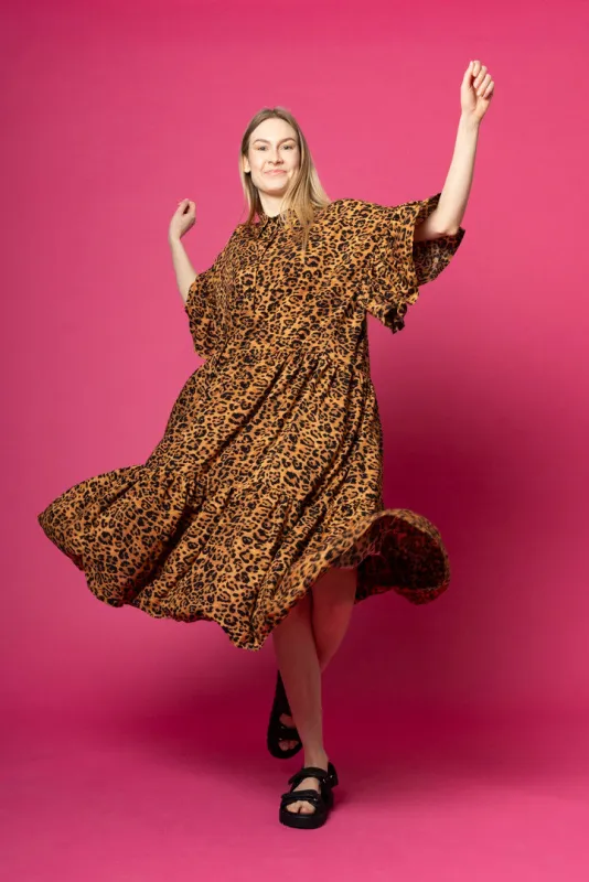 Long Flirty Dress Leopard sold by Ivalo.com