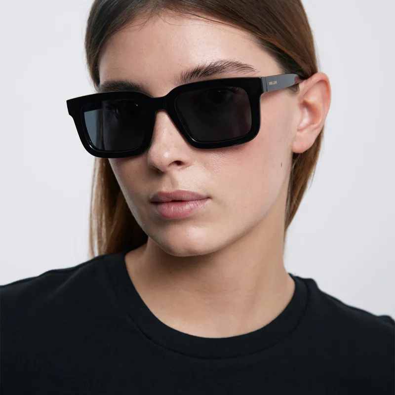 Eshe Sunglasses All Black sold by Ivalo.com