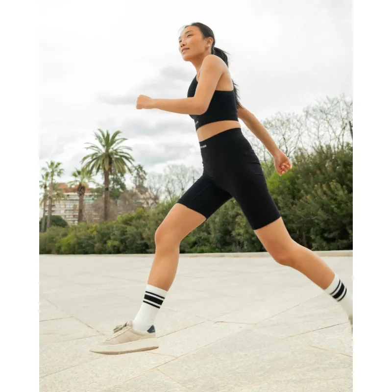 Move Sports Top & Biker Shorts Set Black sold by Ivalo.com