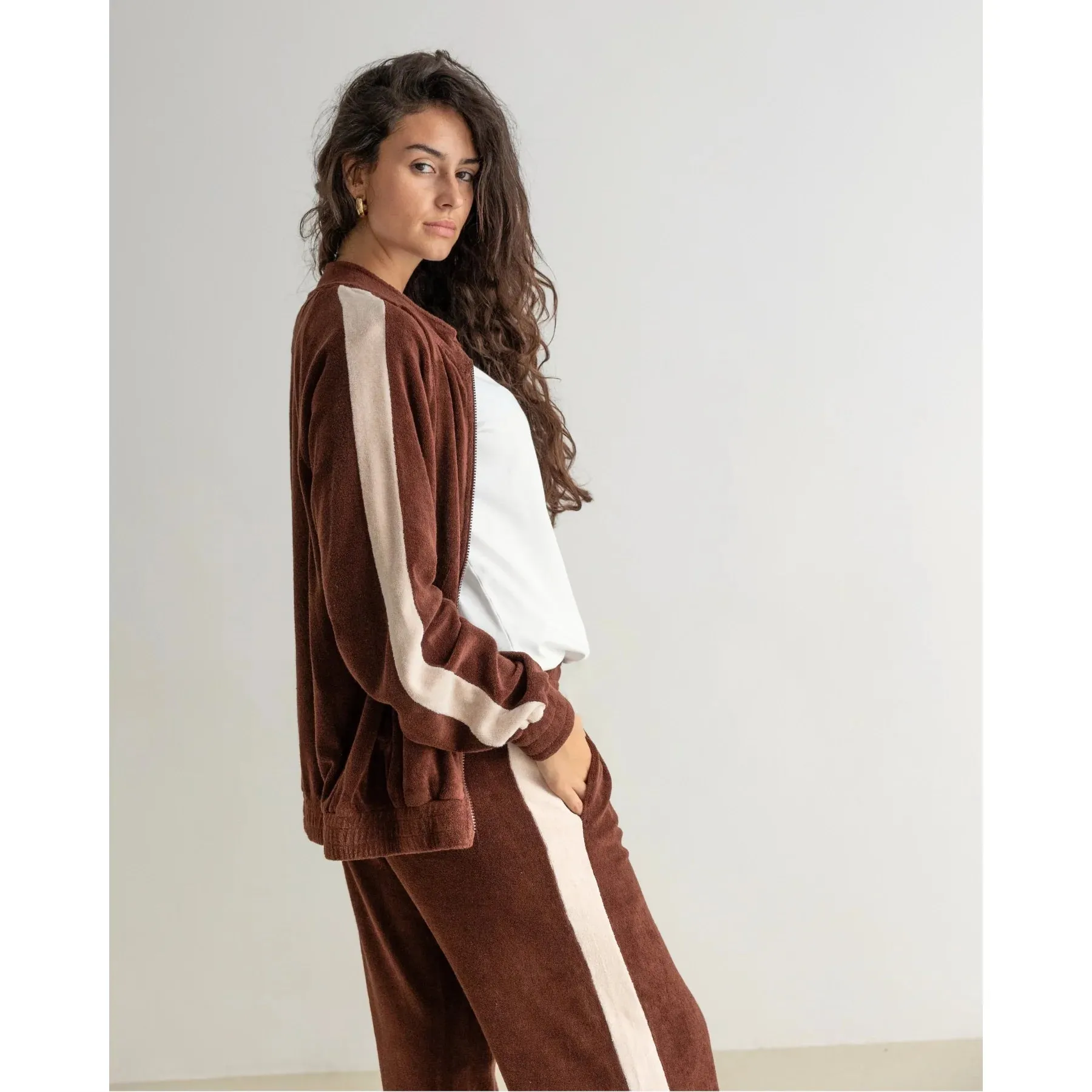 Ohne x Clotsy Unisex Sweatpants Brown sold by Ivalo.com product image thumbnail 4