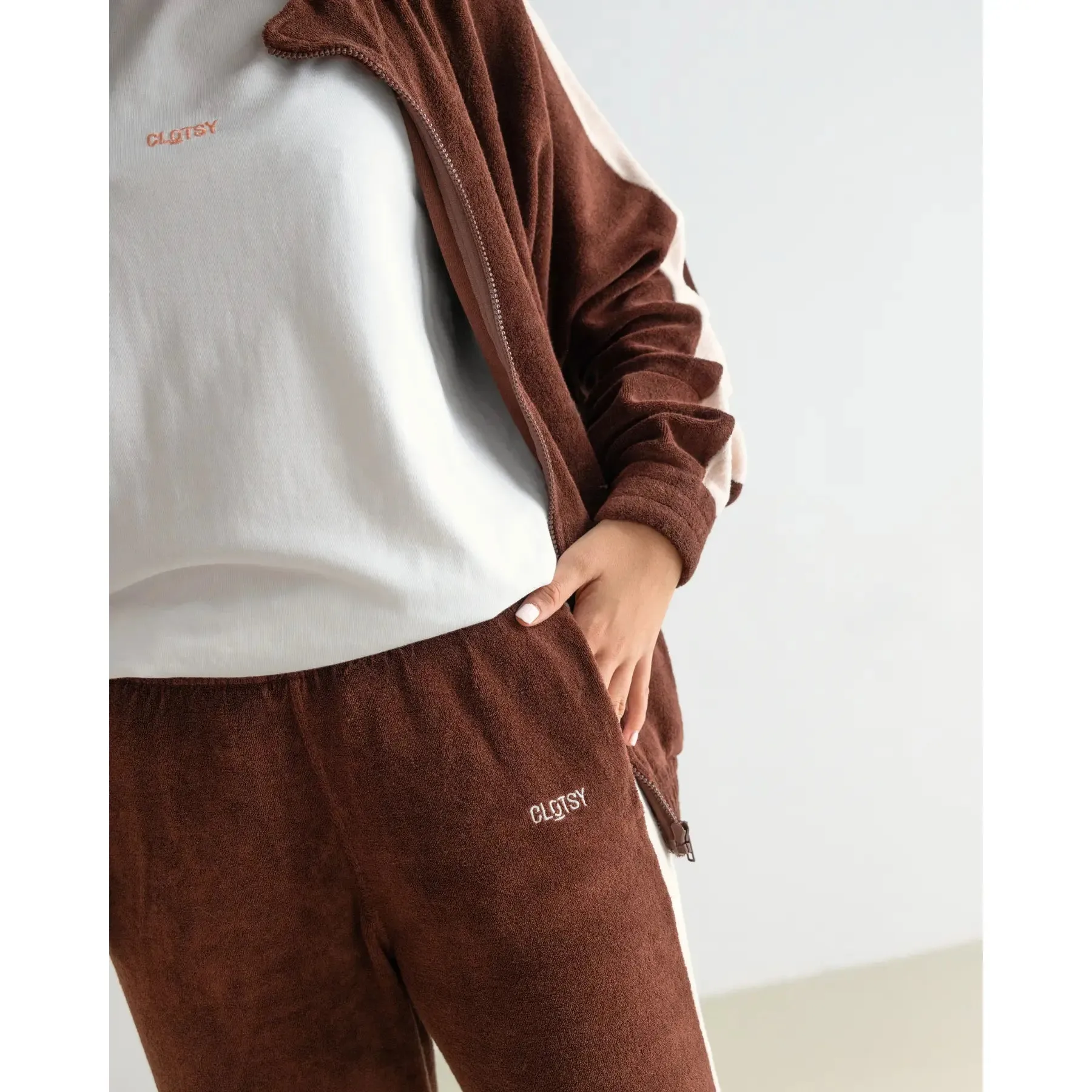 Ohne x Clotsy Unisex Sweatpants Brown sold by Ivalo.com product image thumbnail 3