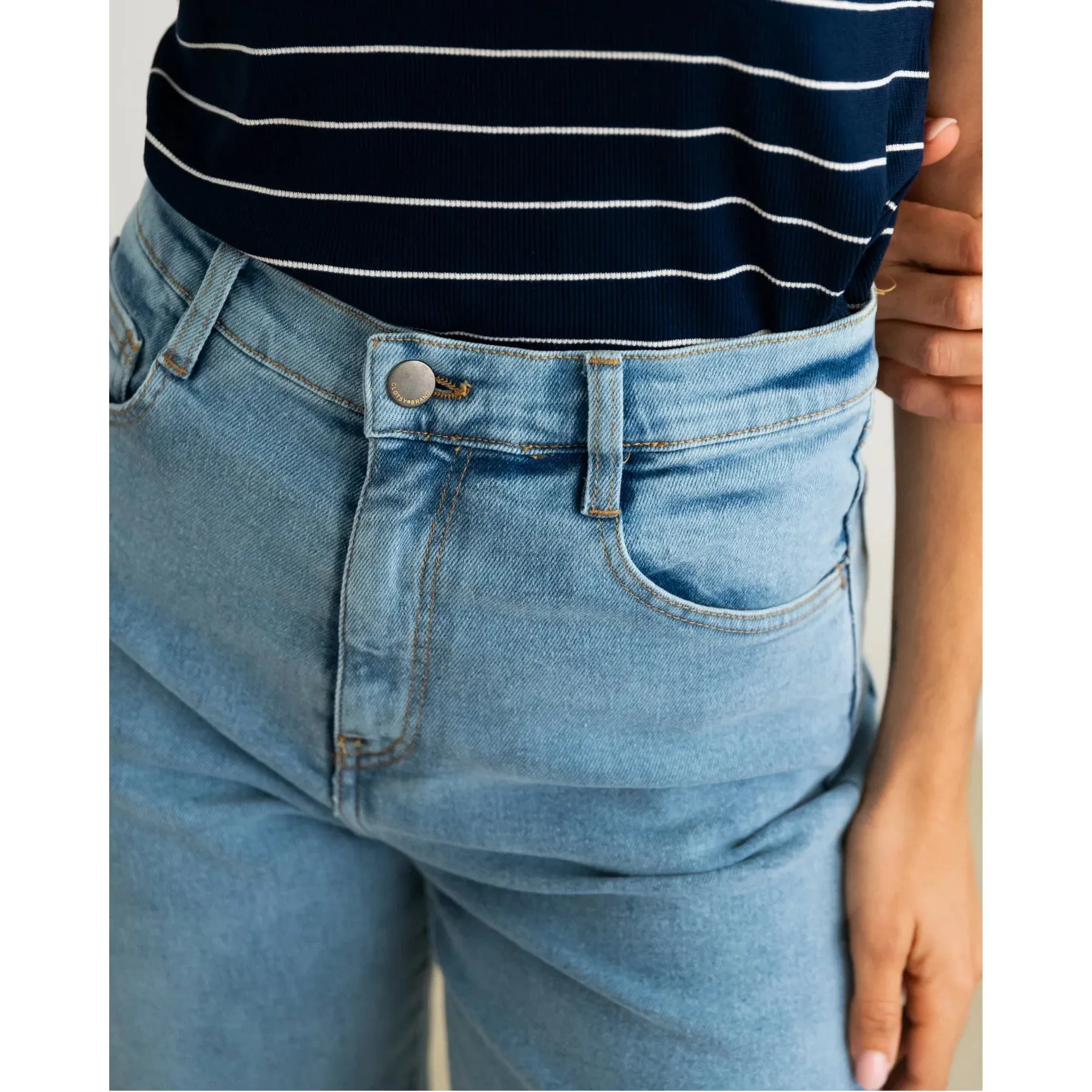 Nuria Jeans Aire sold by Ivalo.com product image thumbnail 4