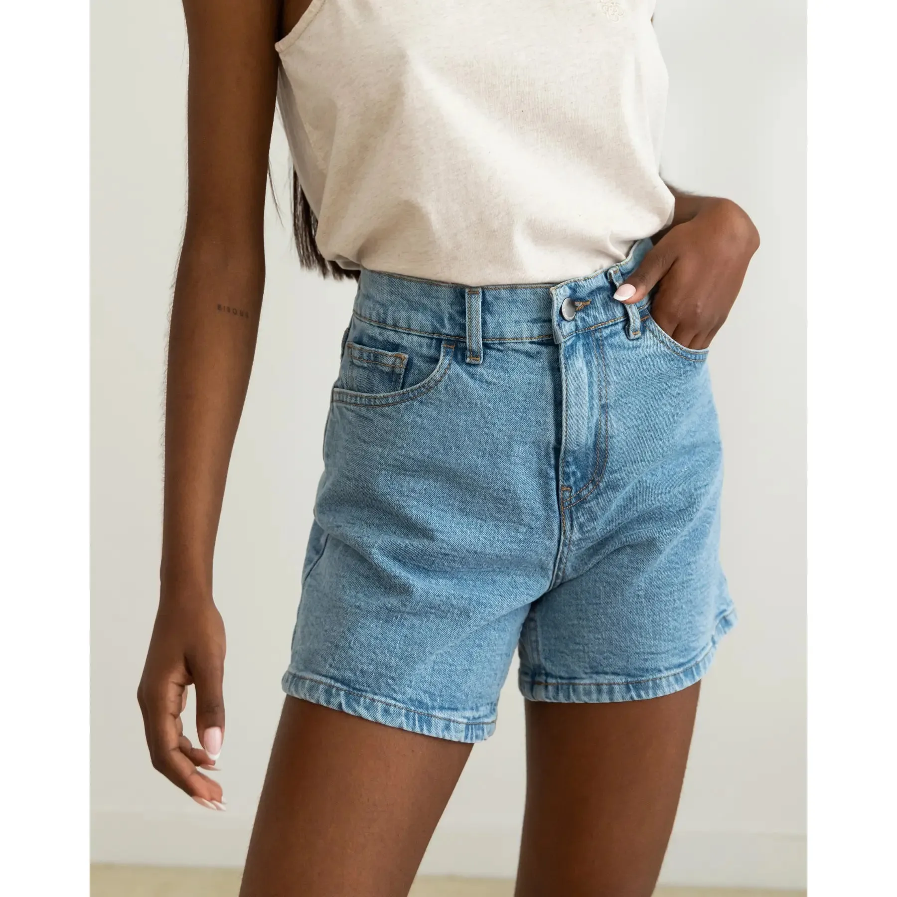 Denim Shorts Aire sold by Ivalo.com