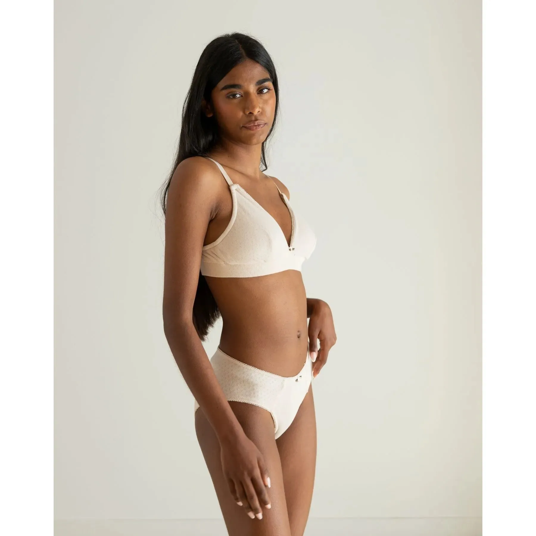 Clotsy Brand Organic Cotton Bra Sand sold by Ivalo.com product image thumbnail 4