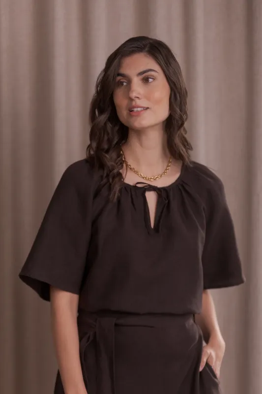 Lila Wide-sleeved Linen Shirt Dark Chocolate sold by Ivalo.com