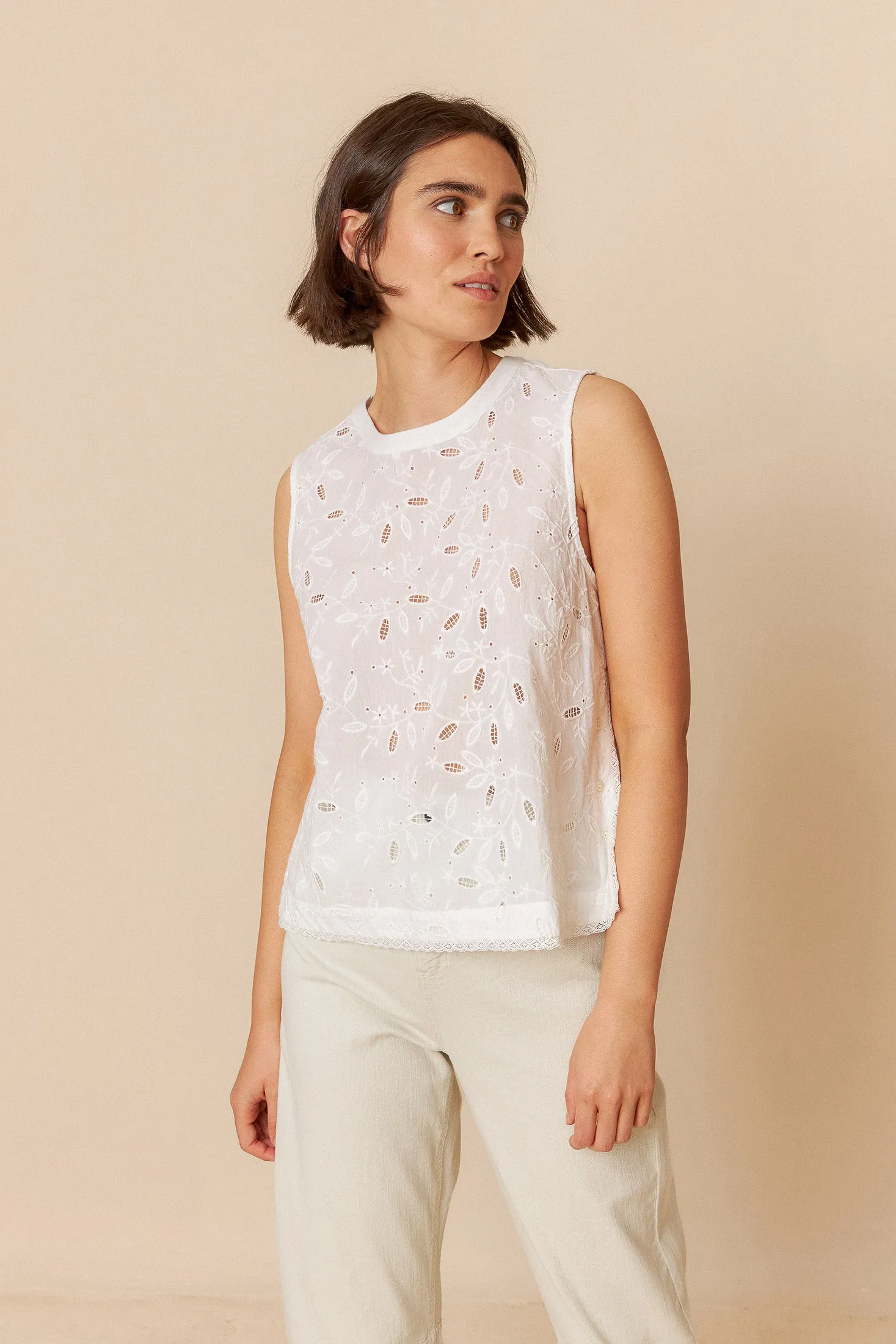 Lace Combined Top White sold by Ivalo.com