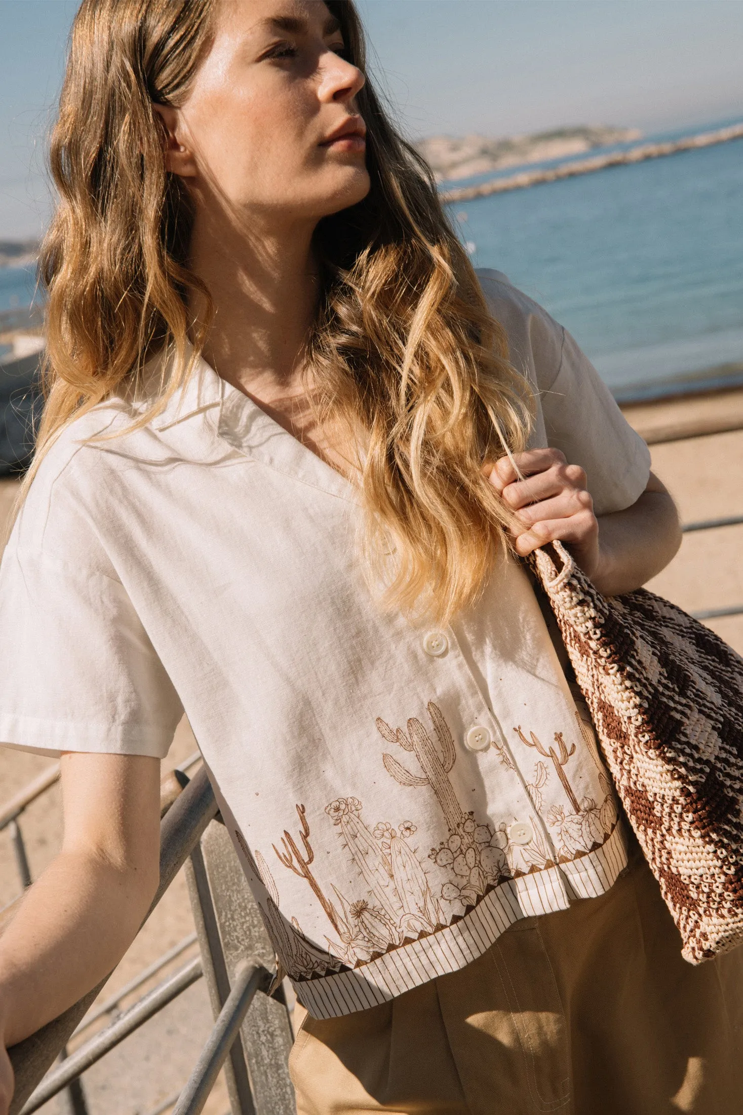 Cotton Cactus Shirt White/Chocolate sold by Ivalo.com