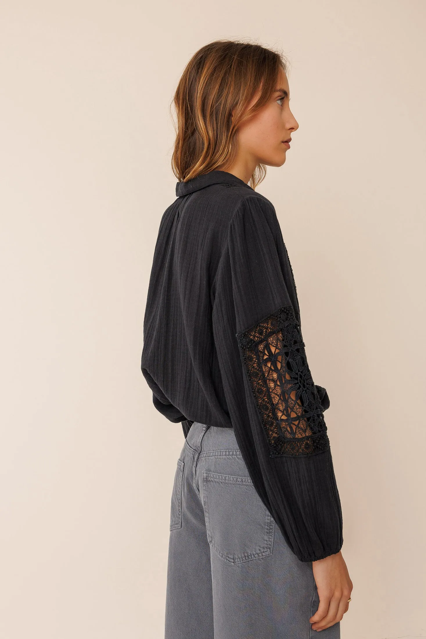 Double Gauze Shirt Black sold by Ivalo.com product image thumbnail 3