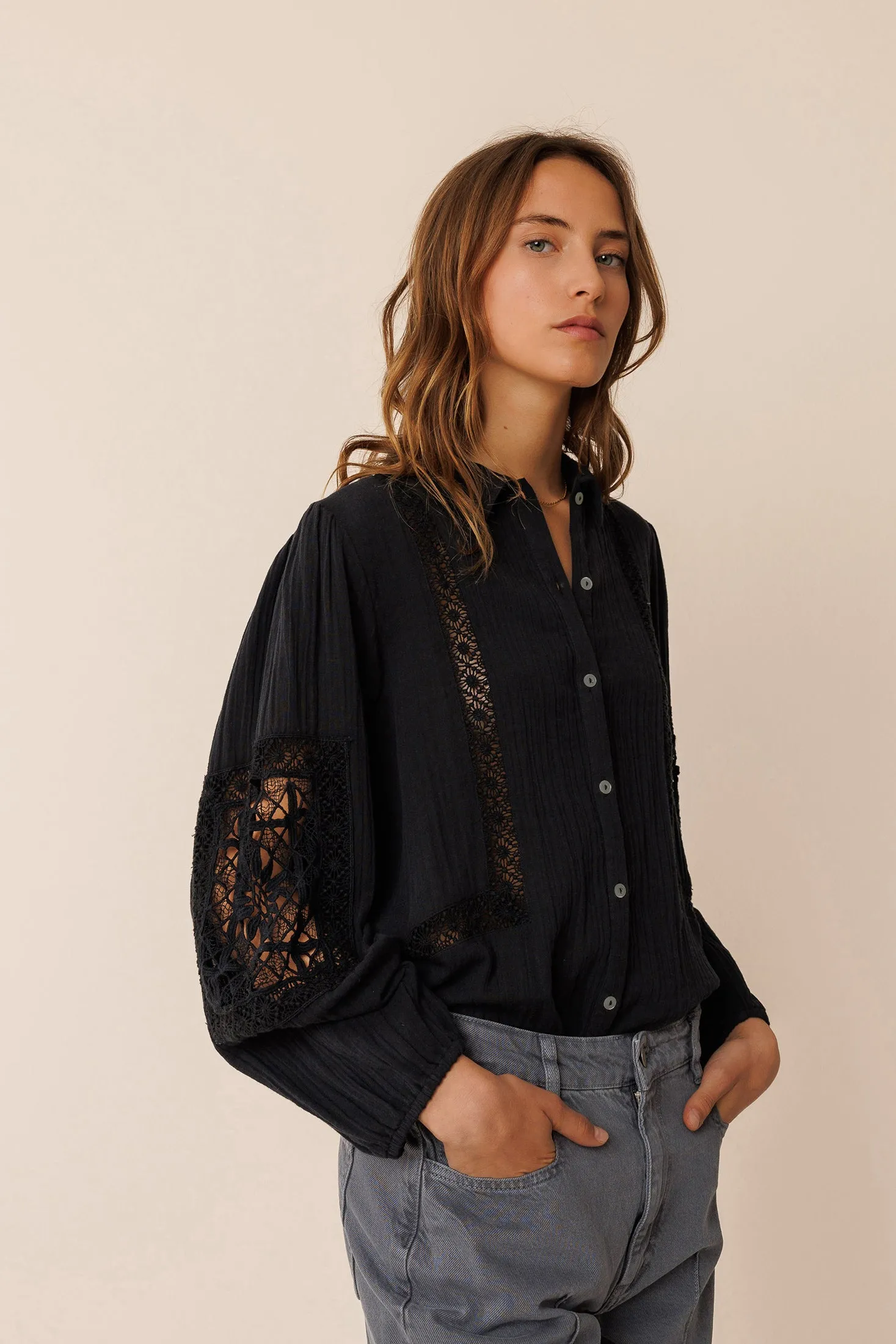 Double Gauze Shirt Black sold by Ivalo.com product image thumbnail 2