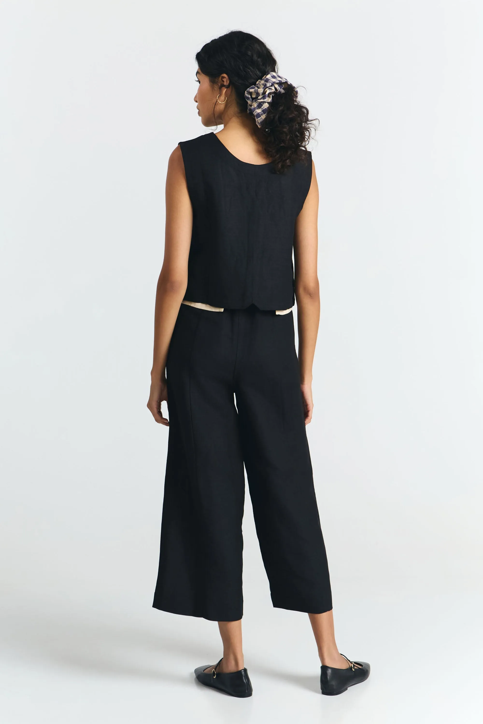 Makah Pants Black sold by Ivalo.com product image thumbnail 2