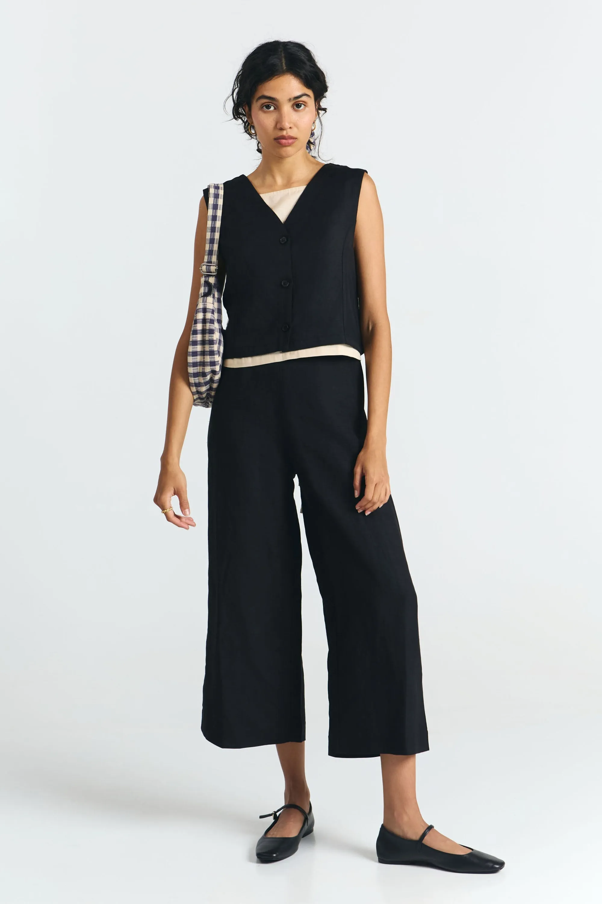 Makah Pants Black sold by Ivalo.com product image thumbnail 3