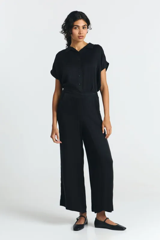 Kasai Pants Black sold by Ivalo.com