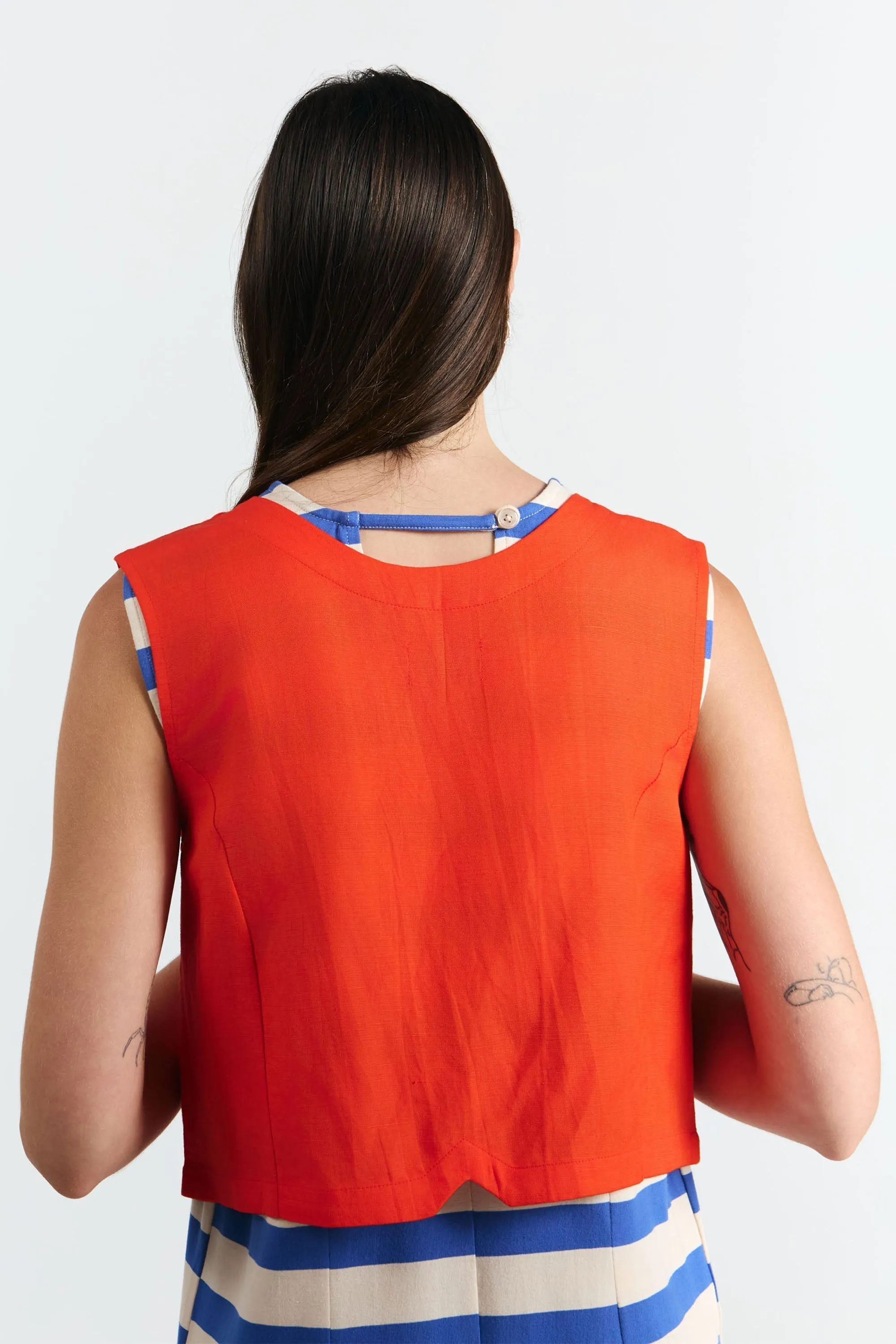 Azuah Vest Red sold by Ivalo.com product image thumbnail 2