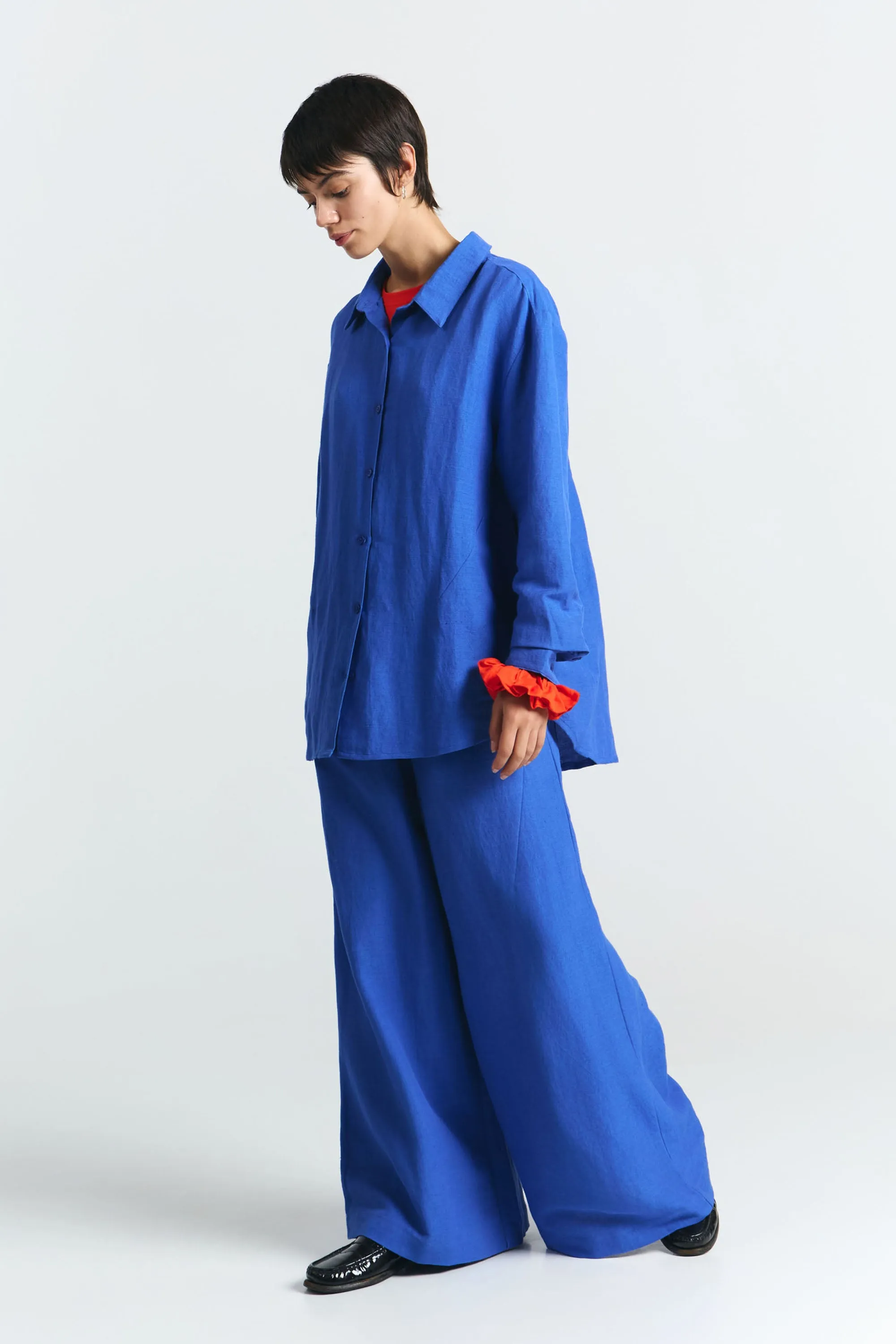 Iya Linen Blend Shirt Klein Blue sold by Ivalo.com product image thumbnail 3