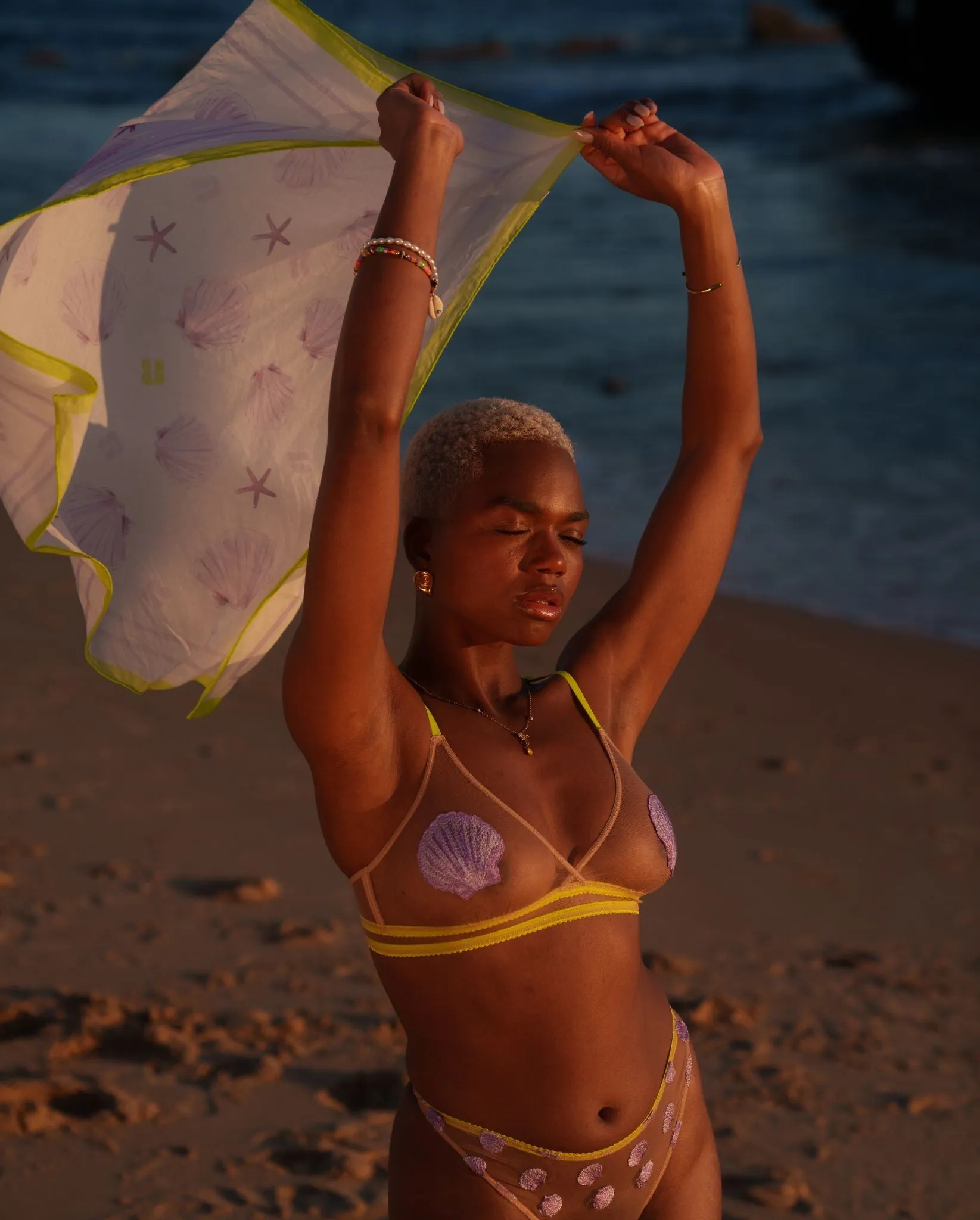 Mesh Triangle Bralette Warm Nude/Lilac sold by Ivalo.com product image thumbnail 2