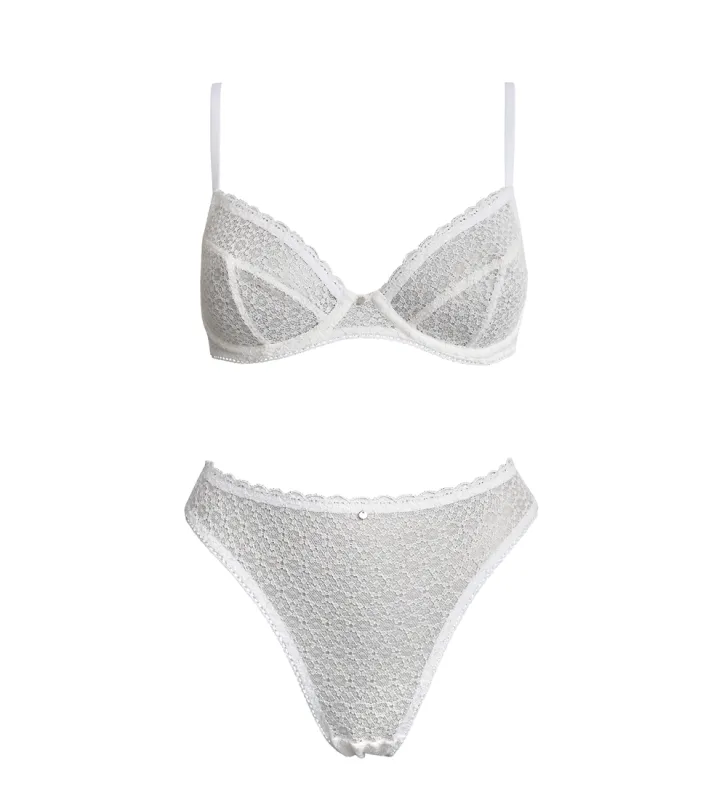 Saga Underwear Set White sold by Ivalo.com