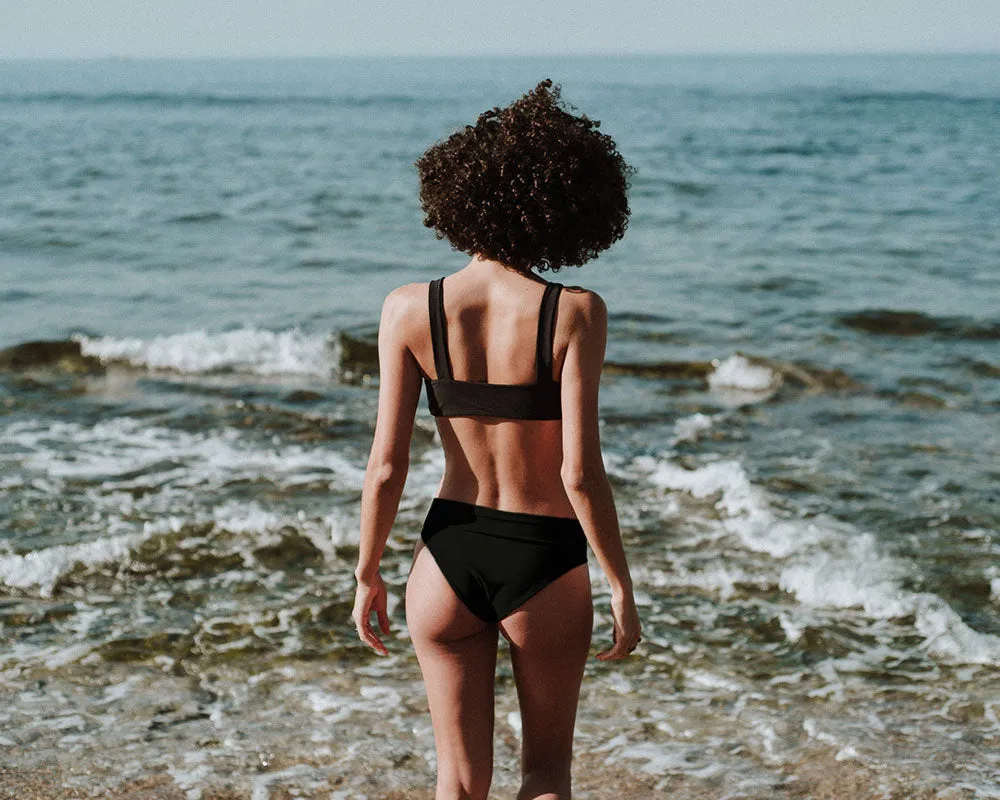 Line + Core Bikini Set Black sold by Ivalo.com product image thumbnail 4